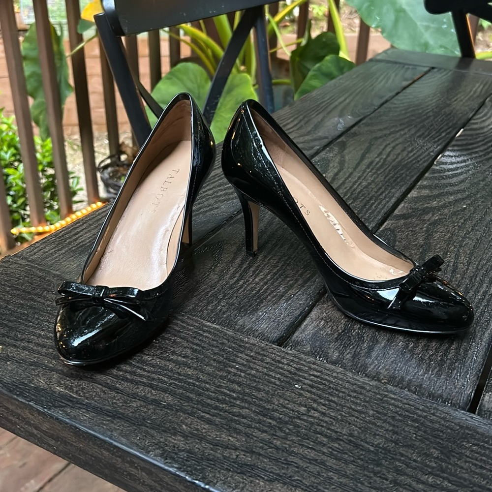 Talbots black patent leather heels